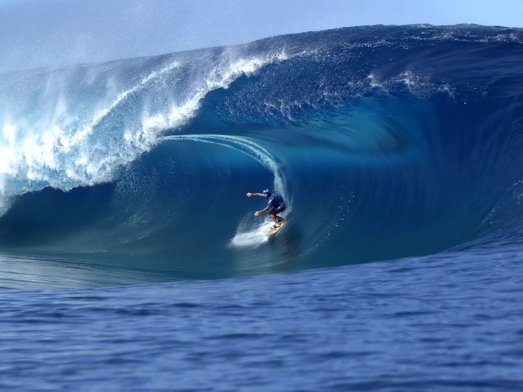 Surfing in Arugam bay